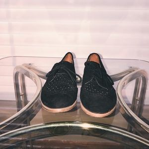 Oxford-like Shoes 🖤